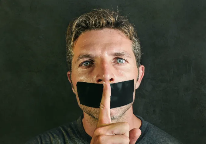 Le cas d’un instituteur sanctionné pour avoir lu la Bible pose à nouveaux frais la question de la place de la religion dans la société française. IStock