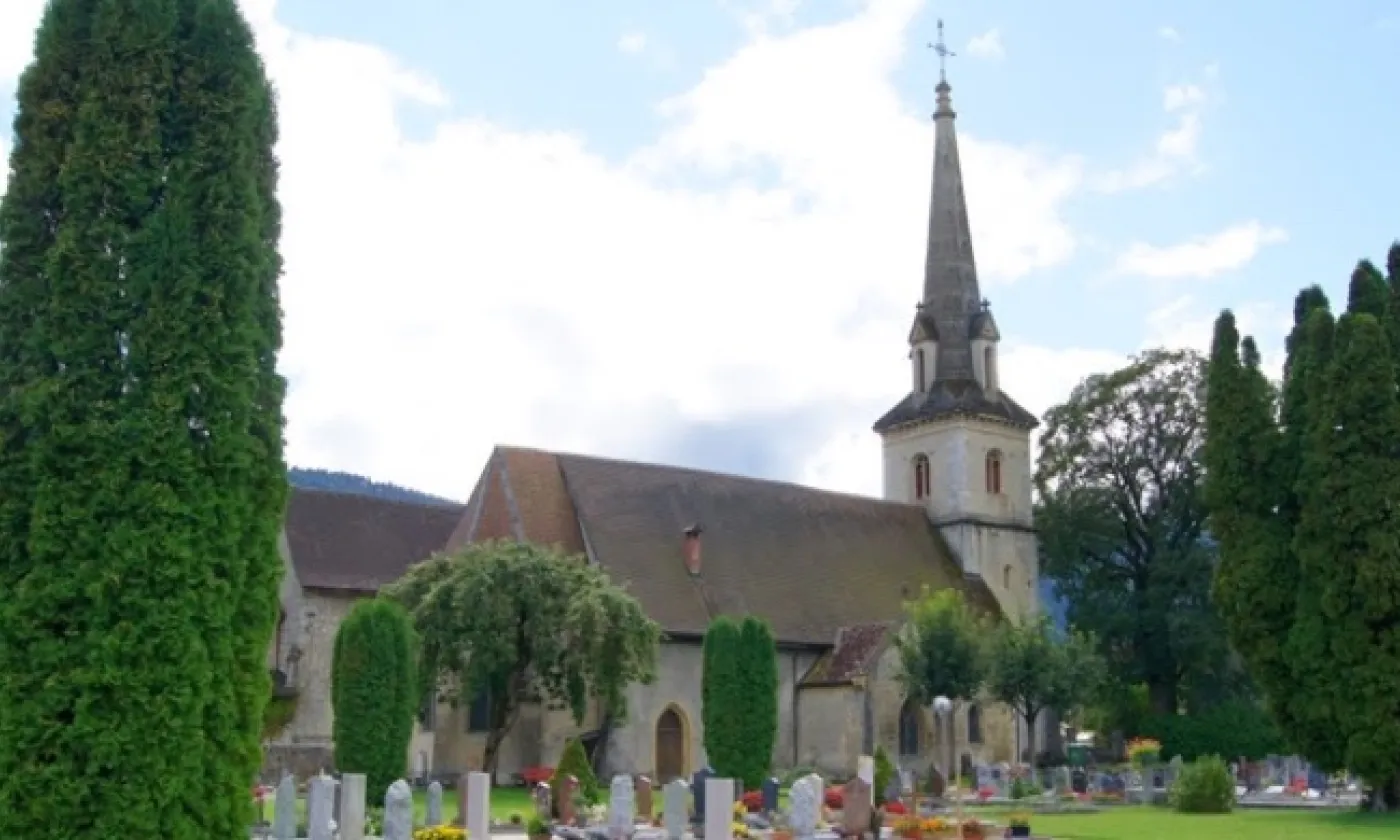 Temple Môtiers (©Mapio-net_Bryan Burri)